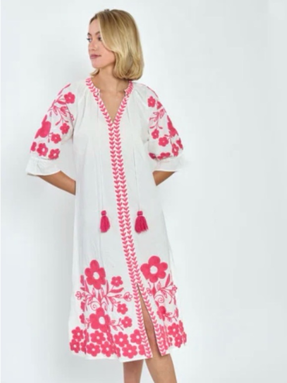 Charlee embroidered dress size XS EUC